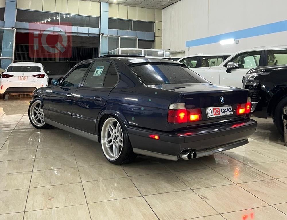 بي ام دبليو الفئة 5